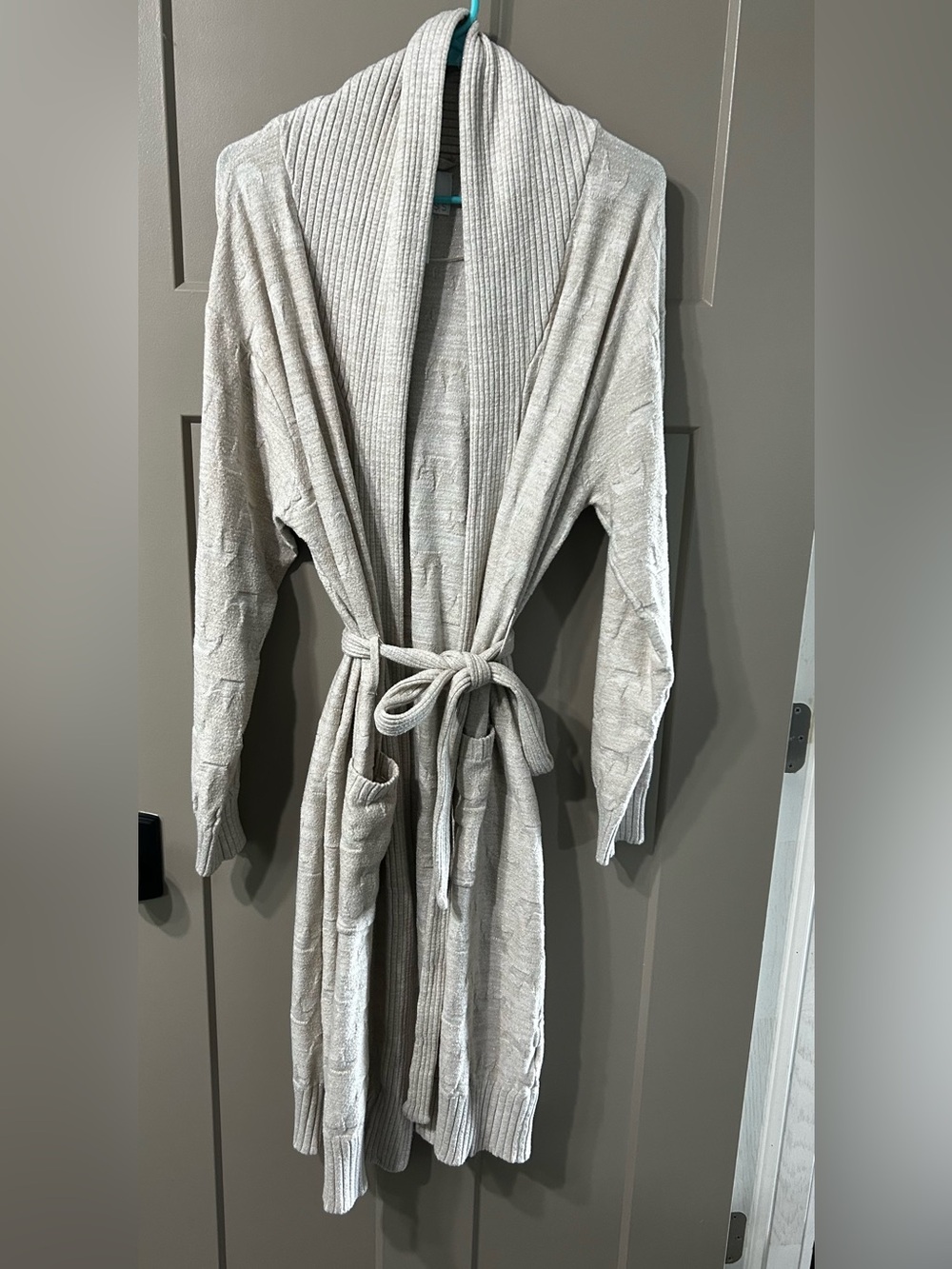 Disney Princess Sweater Robe Cardigan Shimmery gold Beige Knit Crowns